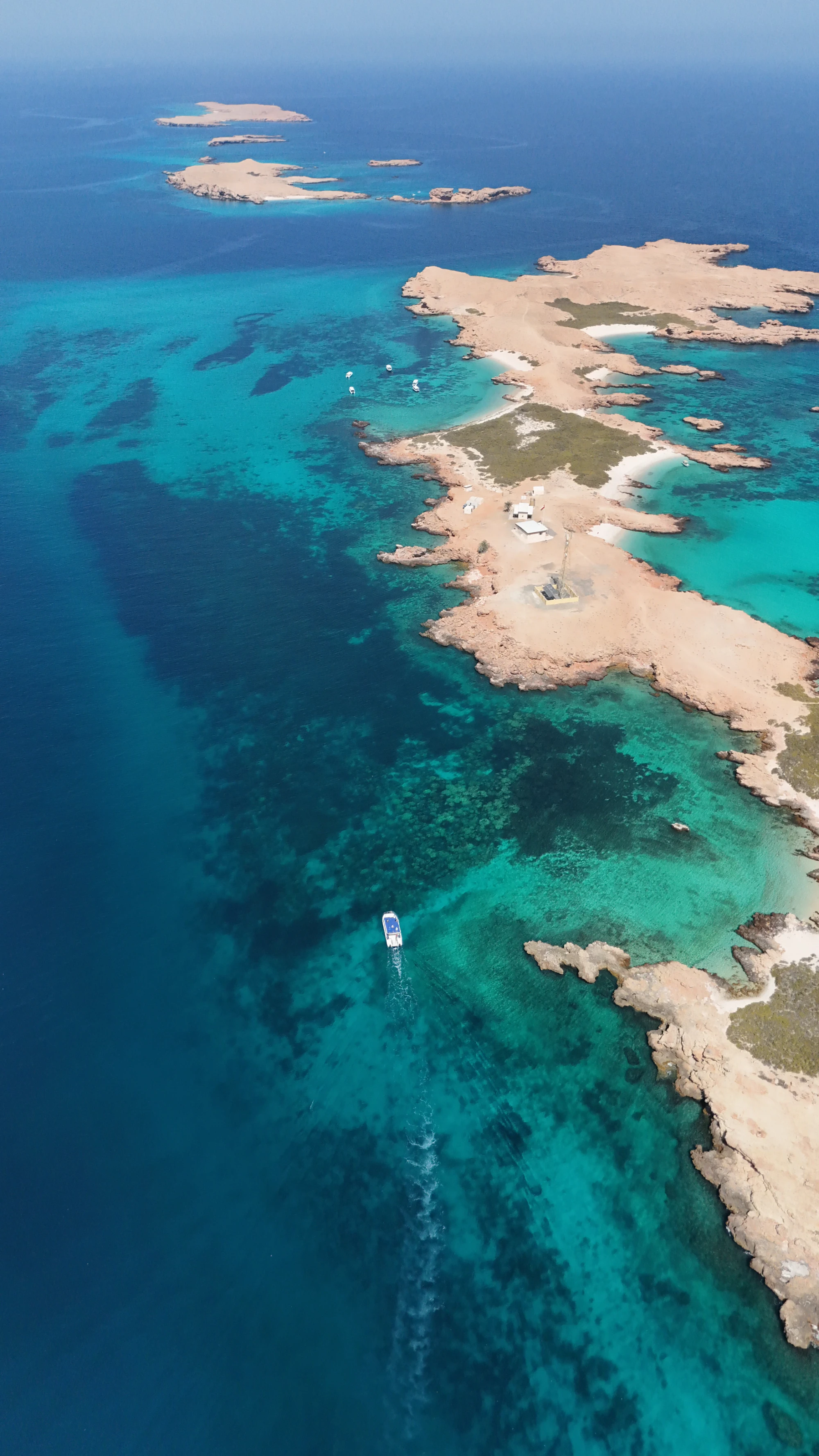 Here’s Why Your Dream Vacation in Oman Must Include a sea tour